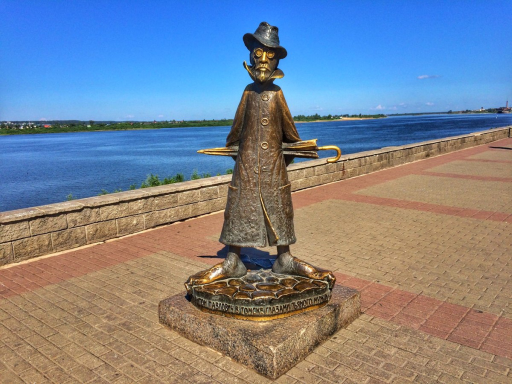Памятник чехову томск рисунок