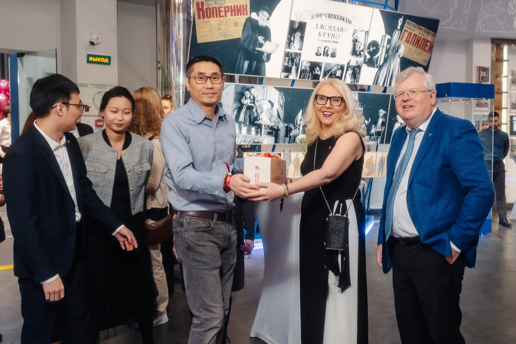 ВИПСЕРВИС_12913_resized.jpg ВИПСЕРВИС_12913_resized.jpg