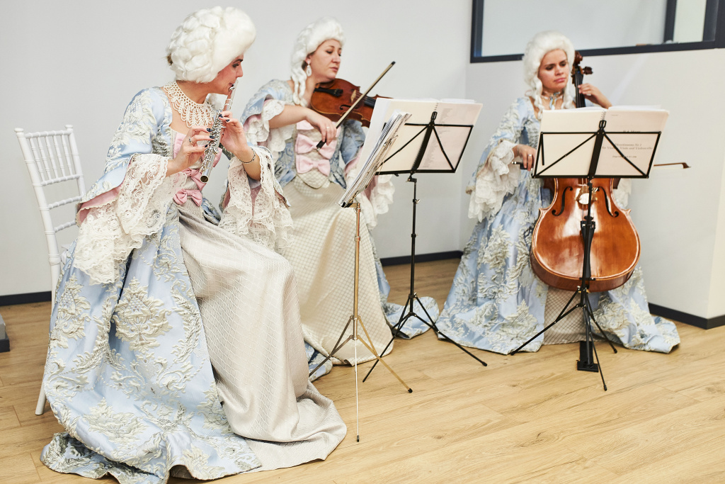 BN5X3245.jpg BN5X3245.jpg